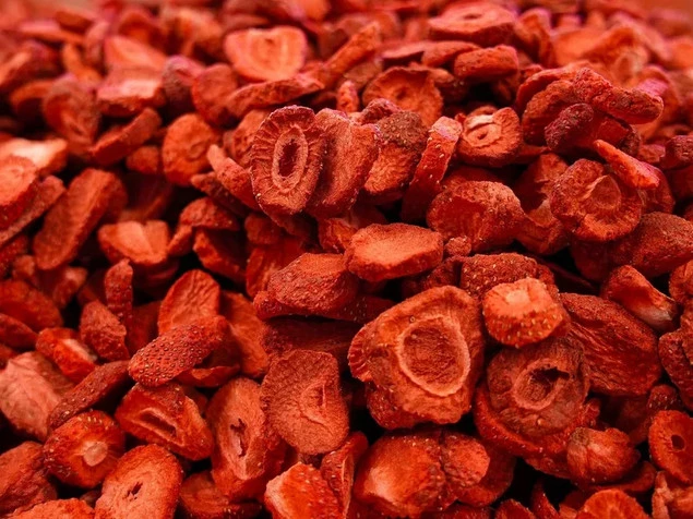 MIXIT Duże Chrupiące Owoce Liofilizowane TRUSKAWKA 100g_2