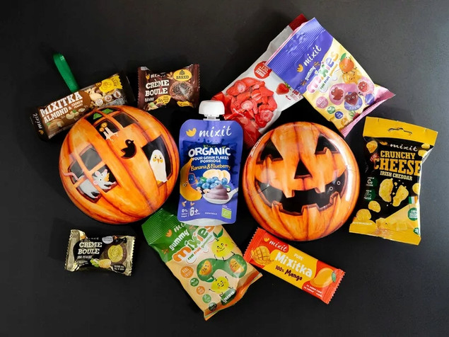 MIXIT Halloweenowa Dynia Pełna Łakoci HALLOWEEN Mix Smaków 9 Przekąsek 333g_2