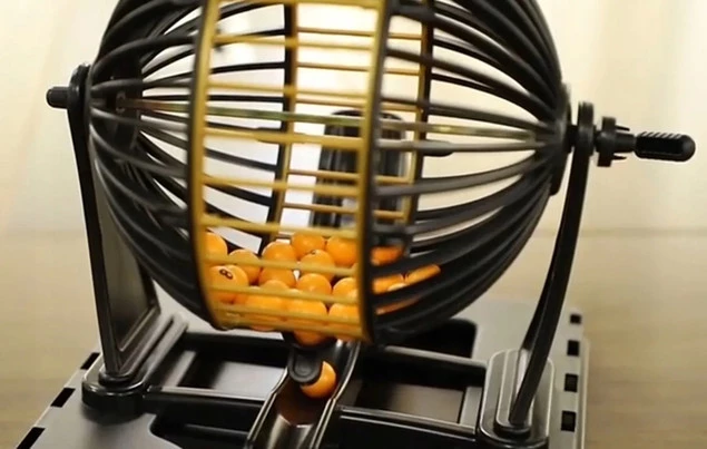 BINGO Gra Rodzinna Towarzyska Maszyna Losująca 3+ Dromader_9