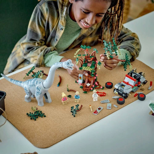 LEGO Jurassic World Odkrycie brachiozaura 76960_9