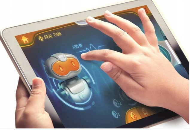 Robot Mio Nowa Generacja Clementoni 50632