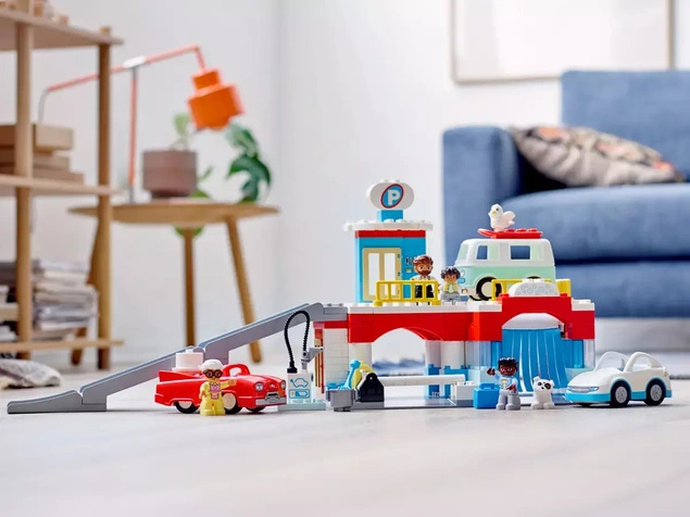 LEGO Duplo Parking i myjnia samochodowa 10948
