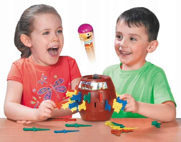 BECZKA PIRATA Gra zręcznościowa TOMY 7028
