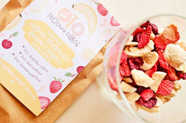 OtoLandia Tęczowy Ogród Borówka, morela, ananas i malina liofilizowane w kawałkach 20 g