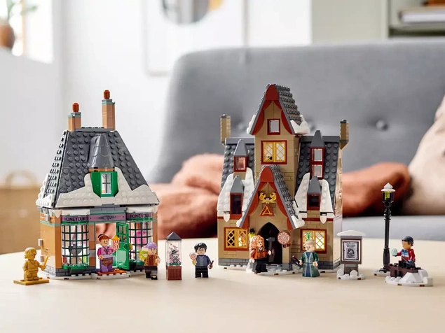 LEGO Harry Potter Wizyta w wiosce Hogsmeade 76388