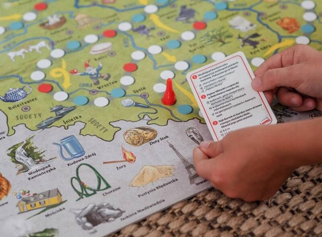 Kapitan Nauka Gra edukacyjna - Polska