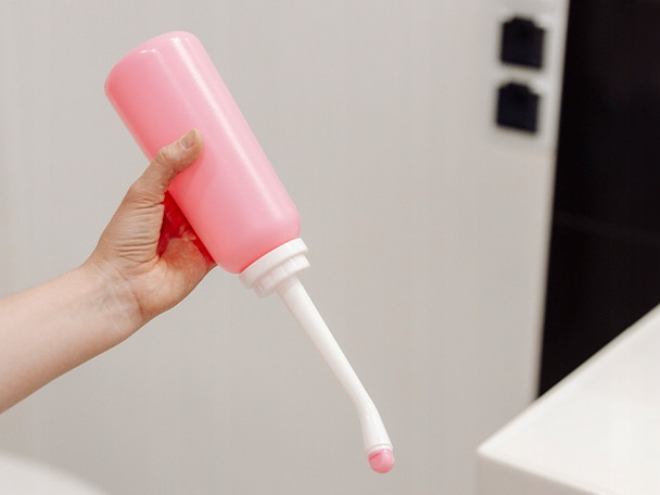 CANPOL BABIES Butelka Poporodowa Peri Do Podmywania Okolic Intymnych 500ml