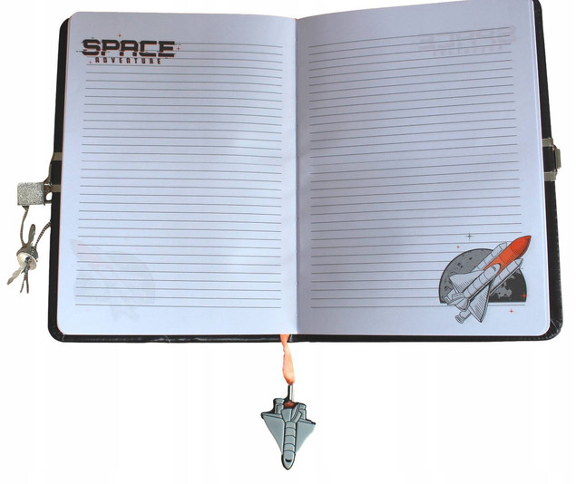 PAMIĘTNIK Z KŁÓDKĄ NOTES ZESZYT W LINIE SPACE