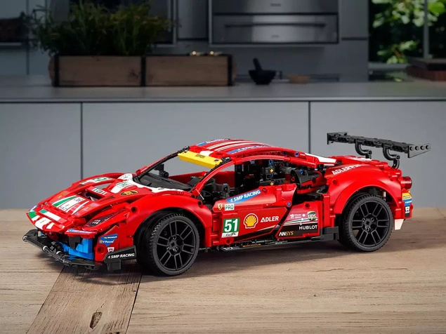LEGO TECHNIC Ferrari 488 GTE  AF Corse 51 42125 