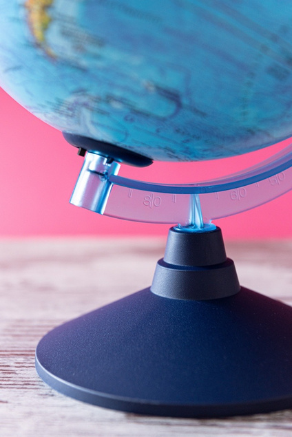 Globus 25cm z mapą fizyczną i polityczną i aplikacją AR światło LED 01910